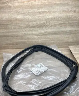 Jeep Wrangler Front door rubber seal 68271725AE 68271725 68271725A