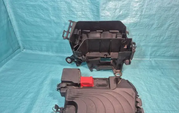 Mercedes-Benz B W246 W242 Fuse box set A2465400024 A2465400182