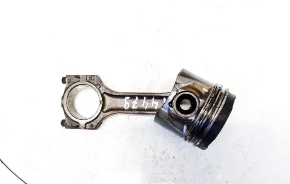 Opel Omega B2 Piston with connecting rod