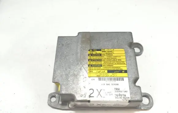 Toyota Avensis T250 Airbag control unit/module 8917005220 215955102