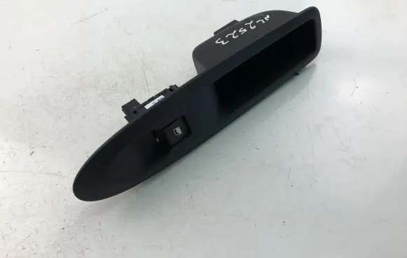 Citroen C4 II Picasso Electric window control switch 96657926XT