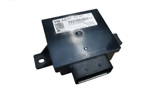Volkswagen PASSAT B7 Power management control unit 3AA919041