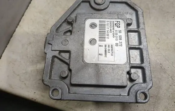 Opel Astra H Engine control unit/module 55559272 5WK9443 5101714022