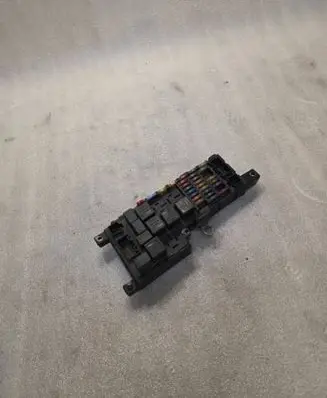 Volvo XC90 Fuse module 518827019