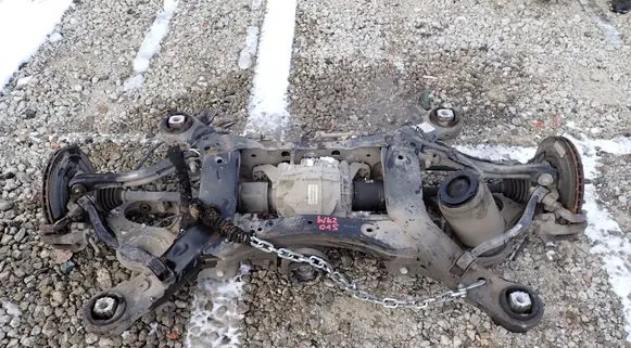 Jeep Grand Cherokee Rear axle beam 