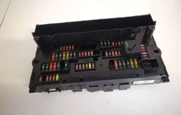 BMW 5 GT F07 Fuse box set 923442101 9234421-01