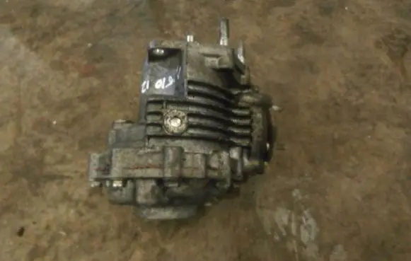 Toyota RAV 4 (XA30) Gearbox transfer box case J15/012