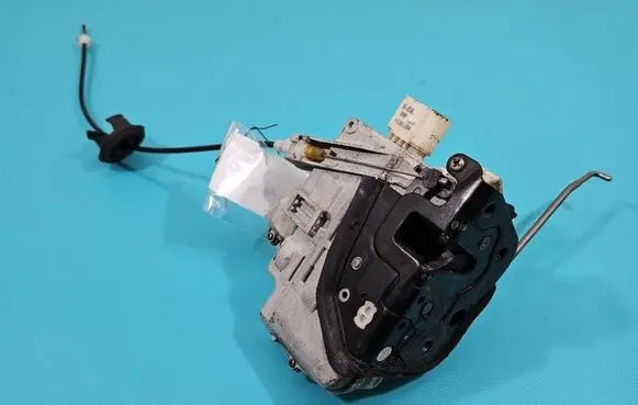 Audi A4 S4 B7 8E 8H Front door lock 8E1837015AA IMPRK1462204