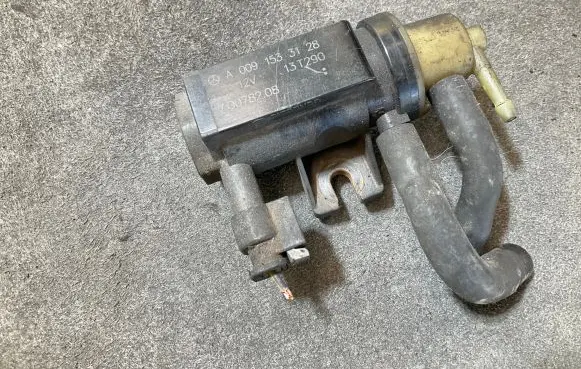 Mercedes-Benz Sprinter W906 Turbo solenoid valve A0091533128 13T290 70078208