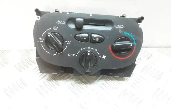 Peugeot 206 ABS pump bracket 1068701