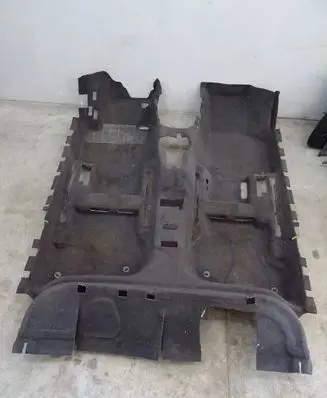 Volkswagen Golf V Front floor carpet liner 