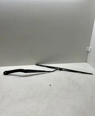 Opel Insignia A Windshield/front glass wiper blade 