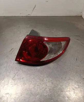 Hyundai Santa Fe Rear/tail lights 924022B000