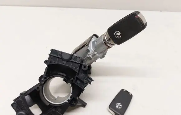 Opel Insignia A Ignition lock 20939745