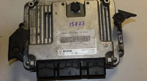 Ford Focus Engine ECU kit and lock set 9M5112A650BF 1039S34642 0281015607