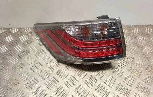 Lexus CT 200H Rear/tail lights