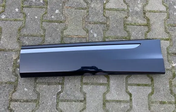 Audi Q8 Rear door trim (molding) 4M8853969