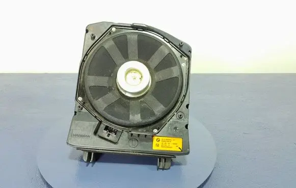 BMW 1 F40 Subwoofer speaker 2622665