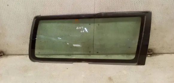 Volvo V70 Rear side window 30674477