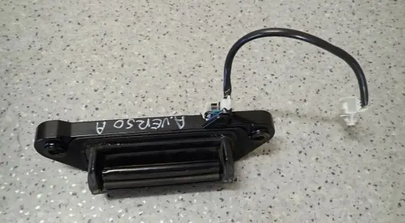 Toyota Avensis Verso Tailgate trunk handle 
