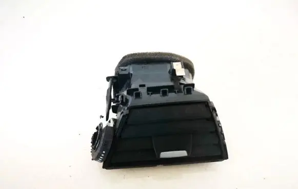 BMW 3 F30 F35 F31 Dash center air vent grill 923199509 9231995-09