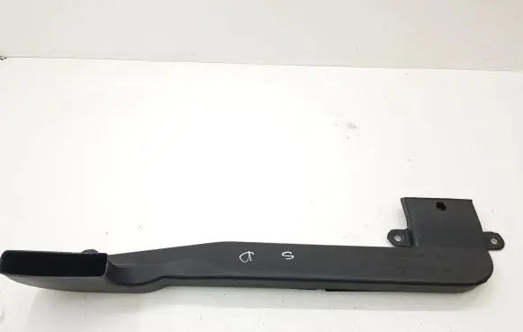 Maserati Quattroporte Air intake duct part 67211500