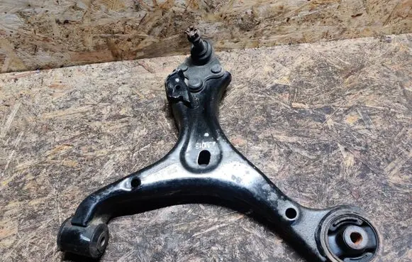 Honda Civic IX Front lower control arm/wishbone WBK268197L7A