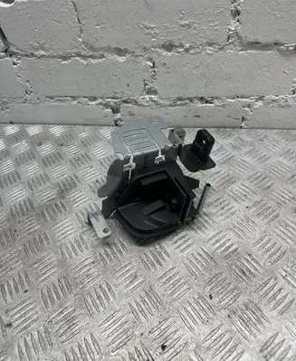 BMW 3 F30 F35 F31 Parcel shelf load cover mount bracket 7268030