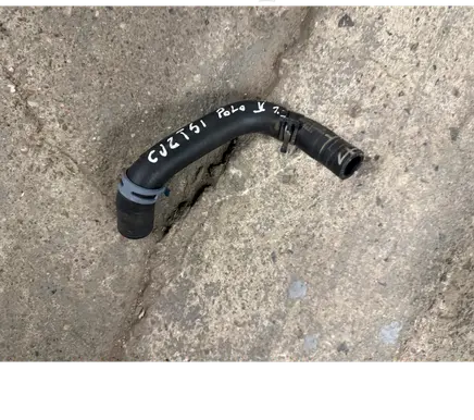 Engine coolant pipe/hose