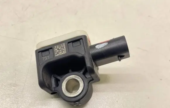 Audi A6 S6 C6 4F Airbag deployment crash/impact sensor 4F0959643B