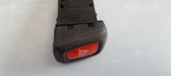 Nissan Almera N16 Hazard light switch niles06016
