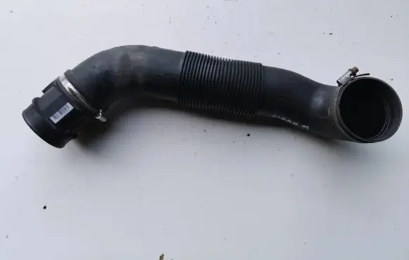 Opel Signum Intercooler hose/pipe 9231937