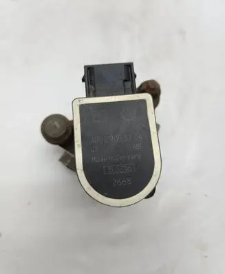 Mercedes-Benz GLC X253 C253 Rear air suspension level height sensor A0009053704 150216 2668