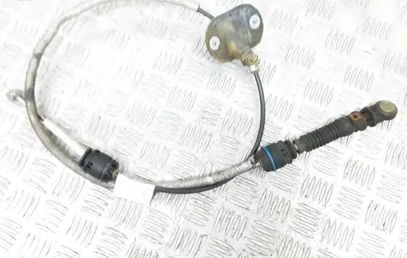 Volvo V50 Gear shift cable linkage 30783150