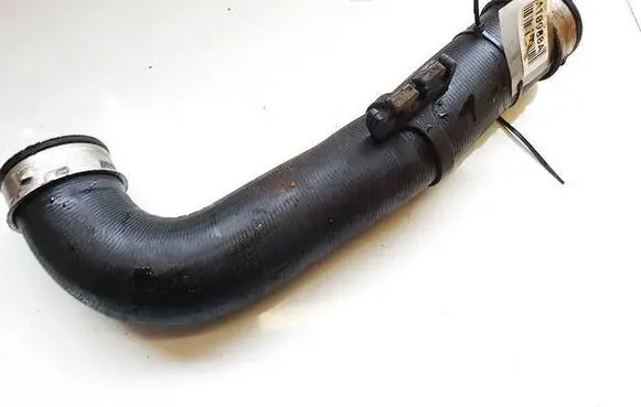 Volkswagen PASSAT B6 Intercooler hose/pipe 1K0145838N
