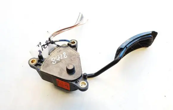 Renault Scenic II - Grand scenic II Accelerator throttle pedal 8200159647 2883a