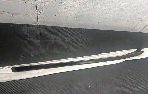 Mercedes-Benz GL X166 Windshield trim A1666901280