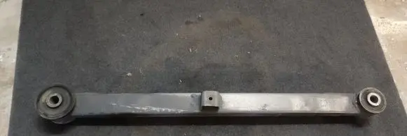 Rear upper control arm/wishbone