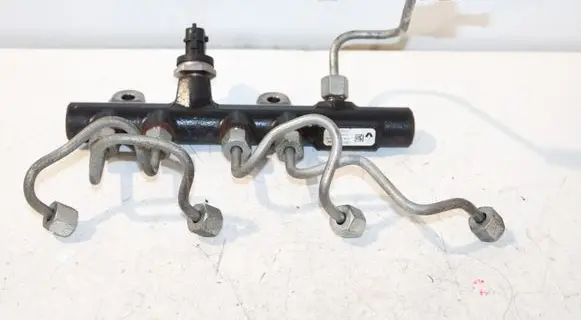 Fuel main line pipe