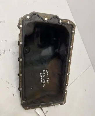 BMW 3 E46 Oil sump 7504639