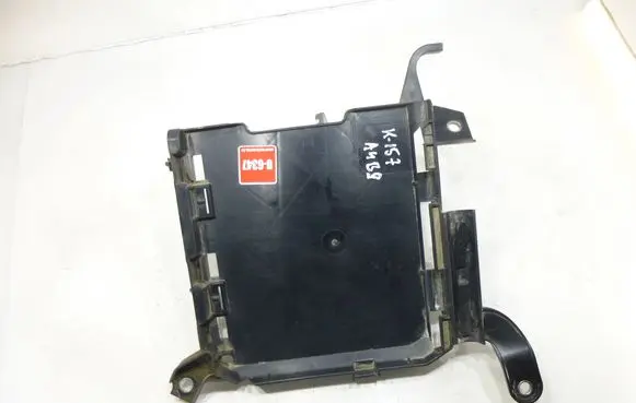 Other engine bay part