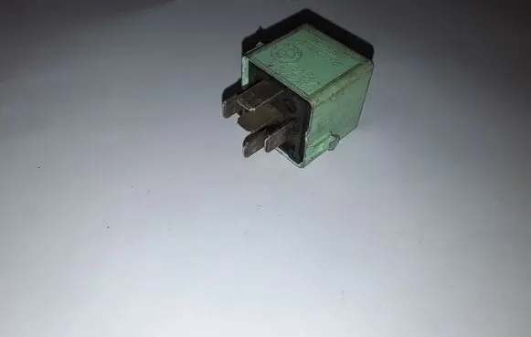 BMW 5 E39 Other relay 61368373700