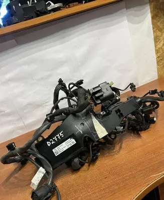 Mercedes-Benz C W205 Other engine bay part A2741501802 D2775