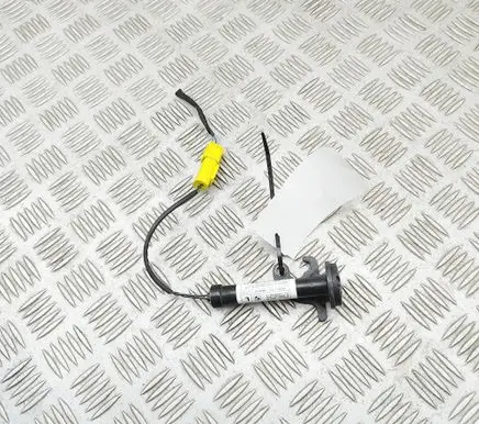 BMW X2 F39 Bonnet Pedestrian Airbag Actuator 7300581