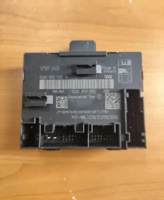 Audi A3 S3 8V Engine control unit/module 5Q0959592A 5Q0959592