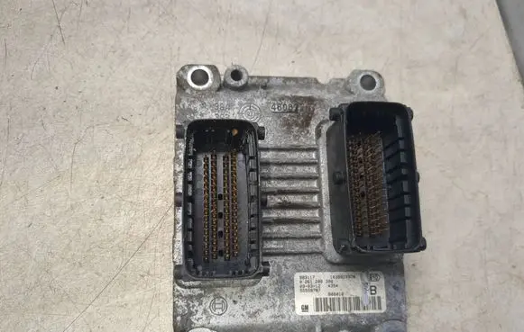 Opel Corsa D Engine control unit/module 0261208396 1039S17978 55558787