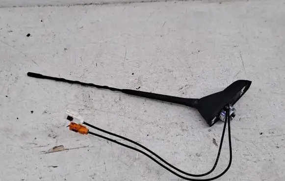 Citroen C3 Radio antenna 9819668080