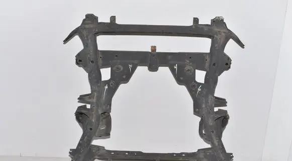 BMW X6 E71 Front subframe 6785467 6779357 6772681