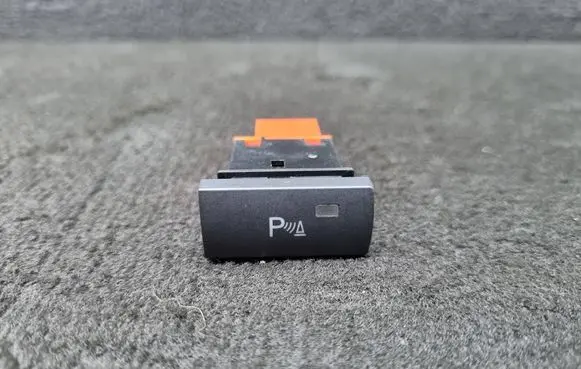 Audi A6 S6 C6 4F Parking (PDC) sensor switch 4F0919281
