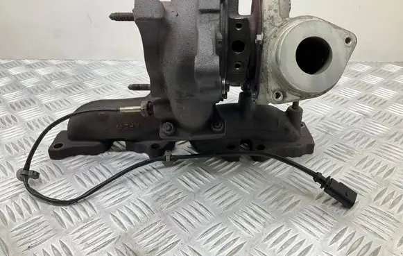 Audi A4 S4 B8 8K Turbo 03L145721A